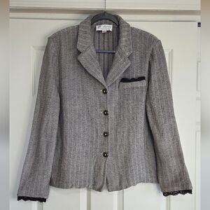 St. John Black and White Knit Blazer with Lace Cuffs and Pocket Detail - Size 16